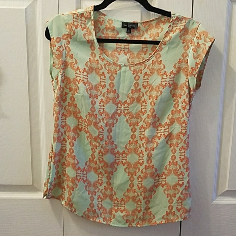 SALE The Limited floral top